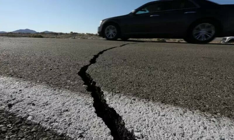 Five killed in 6.1 magnitude quake on Iran Gulf coast