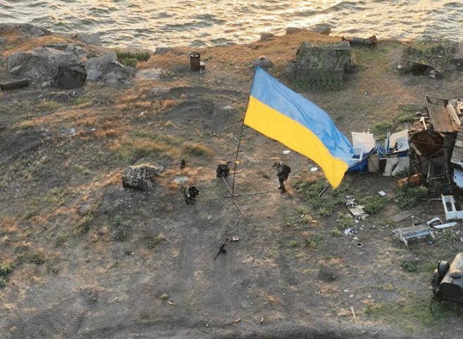 Russian defence ministry says warplane hit Ukrainian troops on Snake Island