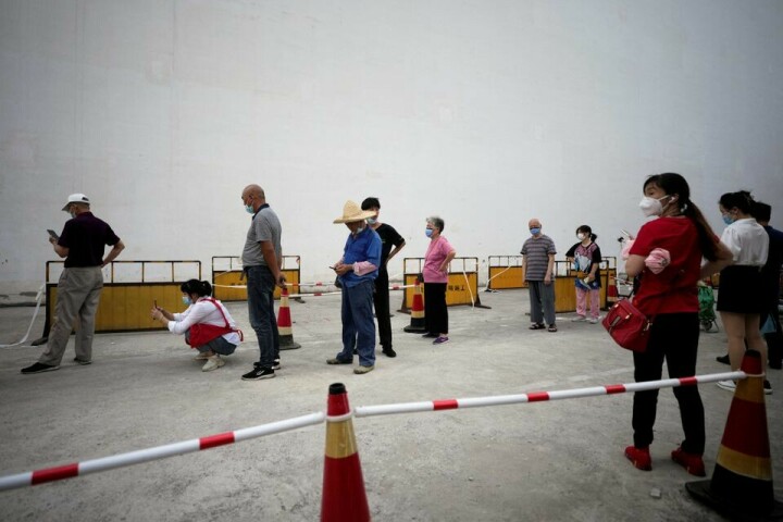 Shanghai back on alert as China battles Covid outbreaks