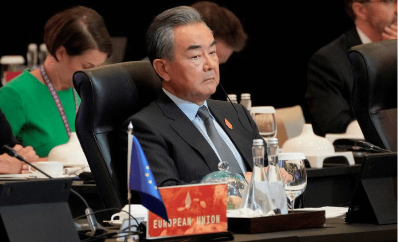 China&rsquo;s Wang Yi tells Australia to act as partner, not opponent