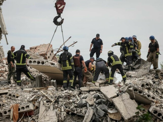 Ukraine hit by widespread Russian shelling, apartment toll rises to 18