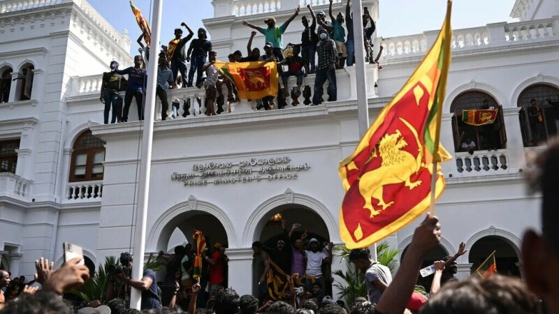 Sri Lanka protesters in talks to end occupation