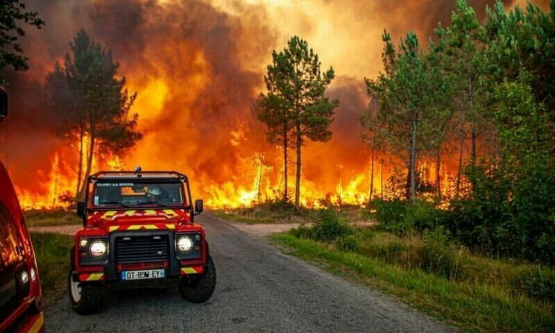 Wildfires rage in France and Spain as heatwaves sear Europe