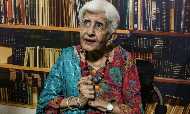 Indian woman fulfills dream, revisits Pakistani home after 75 years