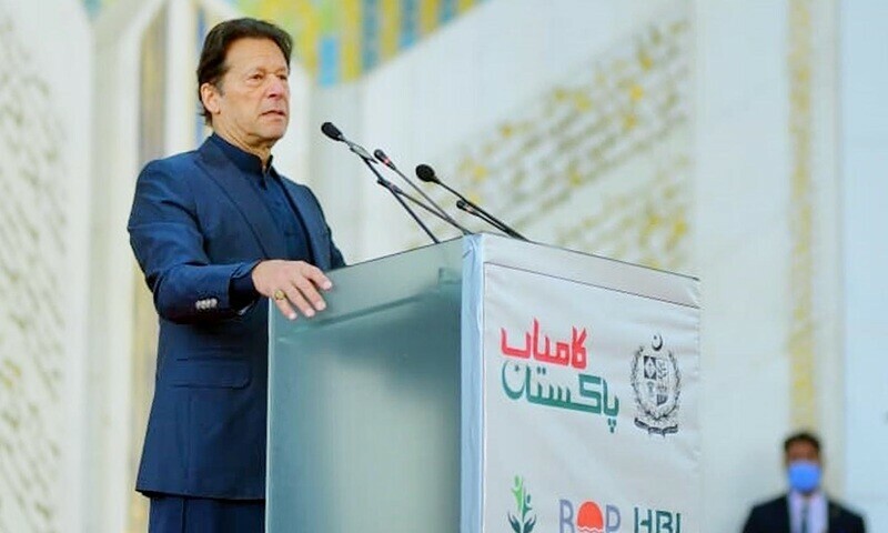 Imran Khan lauds SC judges over striking down Punjab deputy speaker&rsquo;s ruling