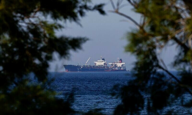 Iranian tanker to retrieve oil cargo confiscated by US this week
