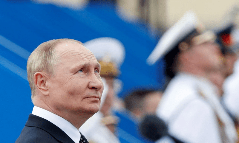 On navy day, Putin says United States is main threat to Russia