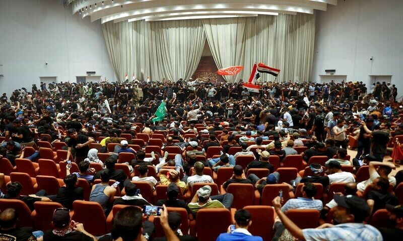 Explainer: What&rsquo;s driving the power struggle in Iraq?