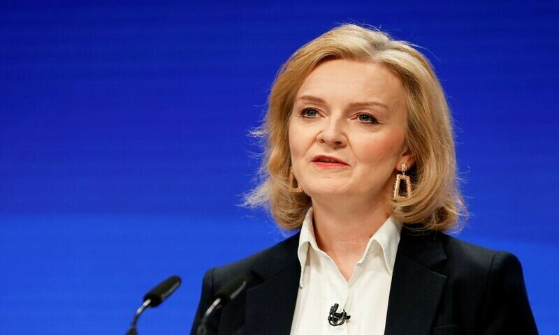 Liz Truss leads Downing Street race