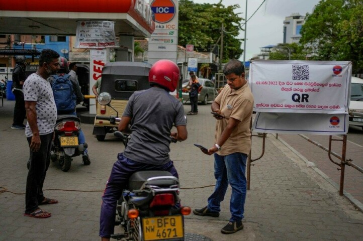 Sri Lanka faces &lsquo;great danger&rsquo; as crisis drags