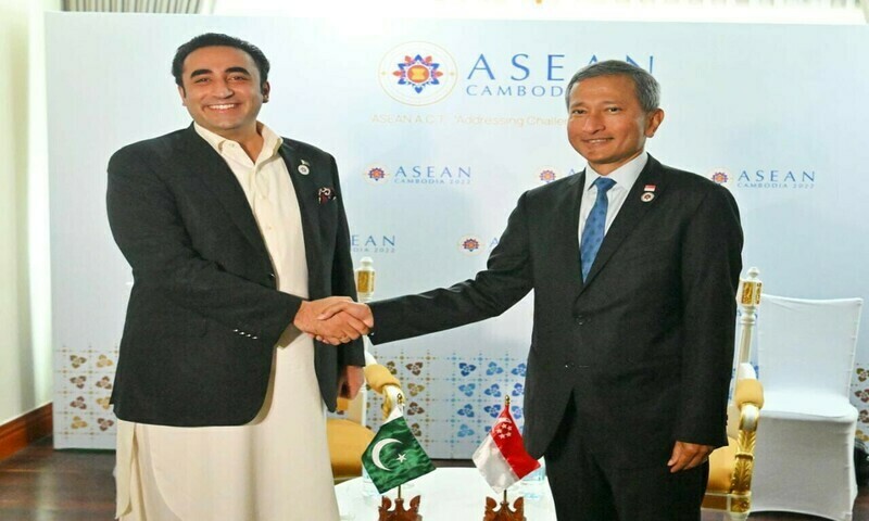 Pakistan, Singapore agree to enhance bilateral relations