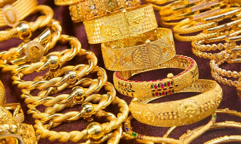 Gold price soars by another Rs2,100 in local market