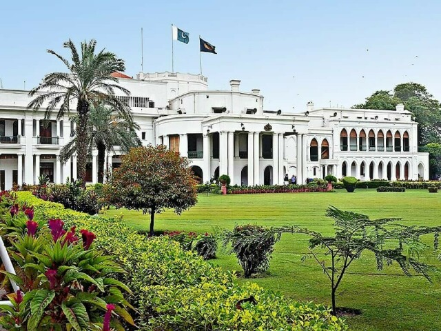 Punjab governor swears in 21-member cabinet