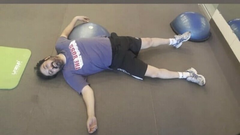 Naumaan Ijaz: Ufff Ya Allah is there an easy way to lose weight?