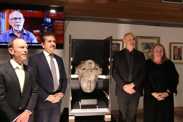 Australia returns stolen Gandharan sculpture to Pakistan