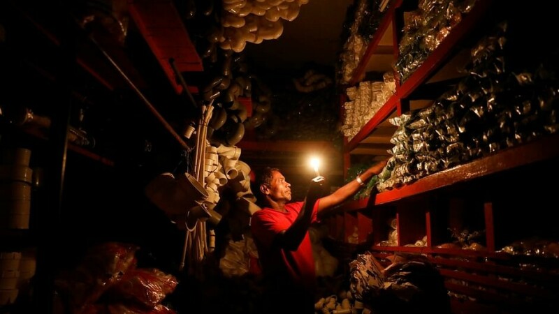 Bangladesh to cut school, office hours to save power