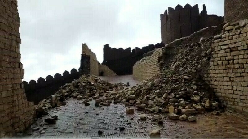 Rains and floods damage Kot Diji&rsquo;s citadel walls