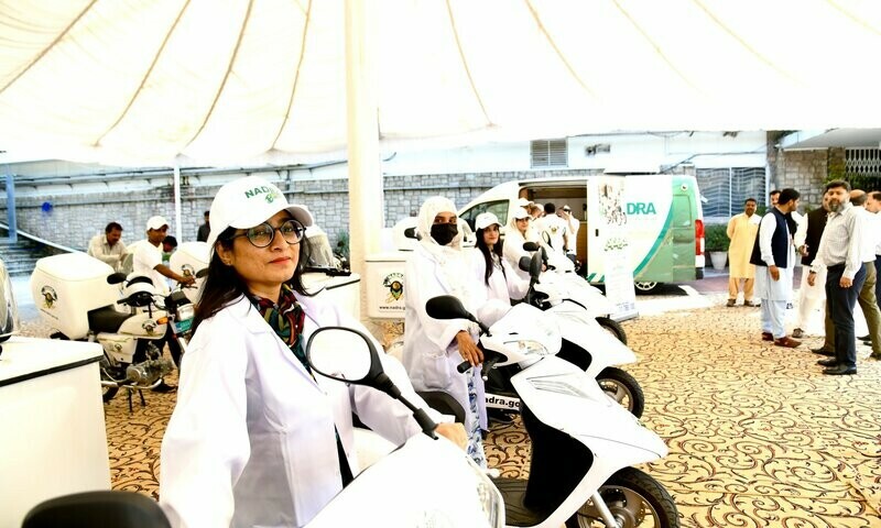 CNIC at your doorstep as NADRA delivers on bike