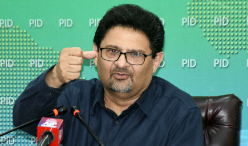 Miftah Ismail expects economy to grow more than 3.5% this FY - report