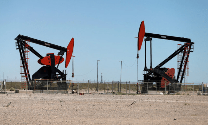 Oil prices climb on tight supply worries