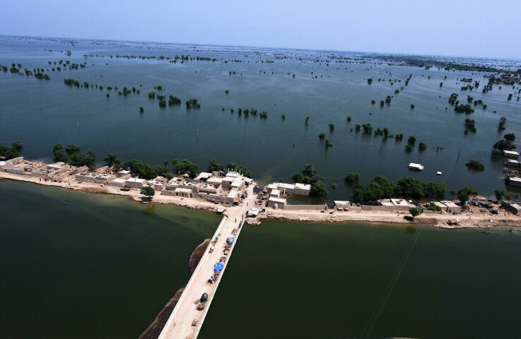 Manchar Lake water gushes towards urban population