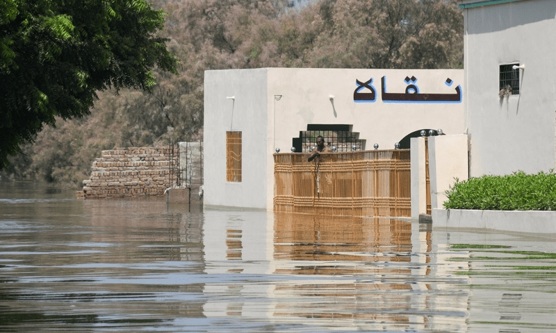 Govt races to keep floodwaters out of power station that supplies millions