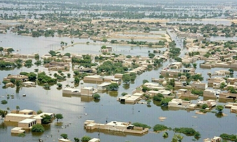 Flood affectees stage protest against artificial cut on LBOD in Badin