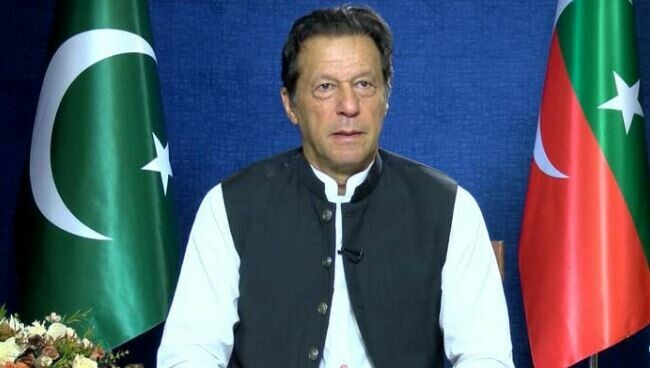 Have never talked about the extension of army chief&rsquo;s tenure: Imran Khan