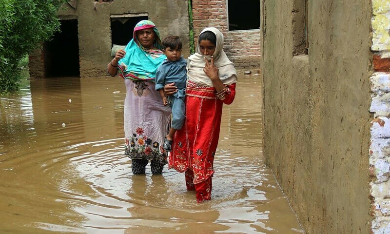 Children, women prone to diseases in Pakistan&rsquo;s stagnant flood water