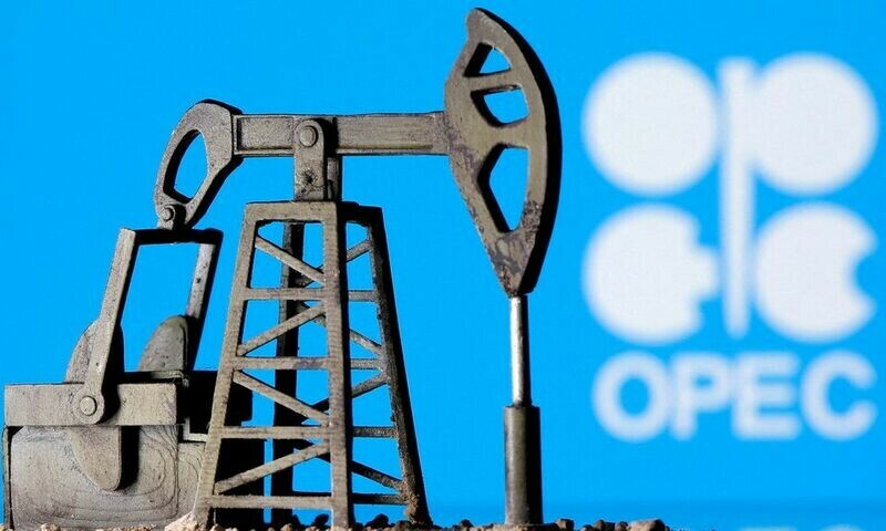 Oil holds steady on prospect of OPEC+ output cut, weaker dollar