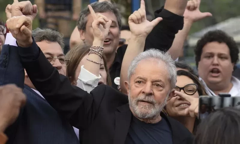 Brazil&rsquo;s youngest voters betting on 76-year-old candidate