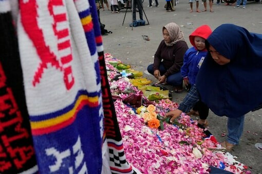 32 children died in Indonesia stadium disaster