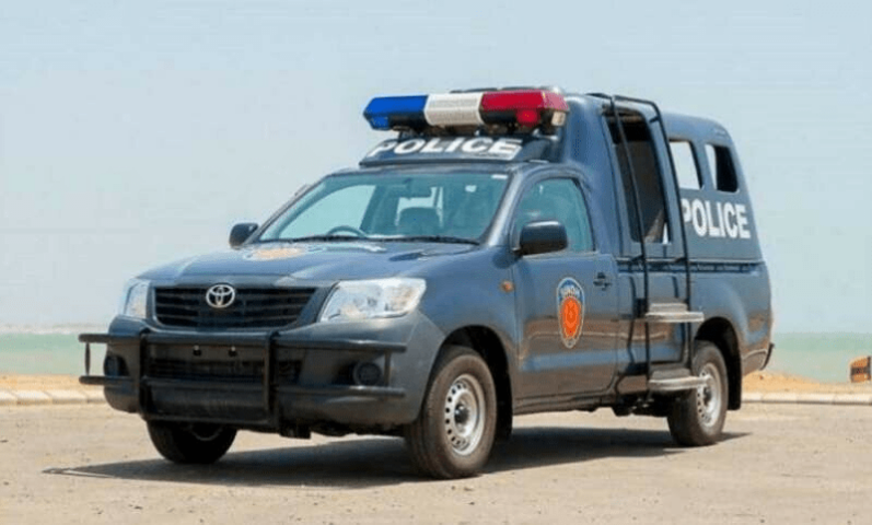 Robbers kill one, injure two others in Karachi