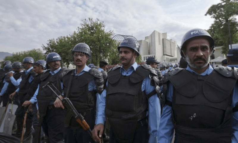 Govt plans to block PTI &lsquo;long march&rsquo; with tight security
