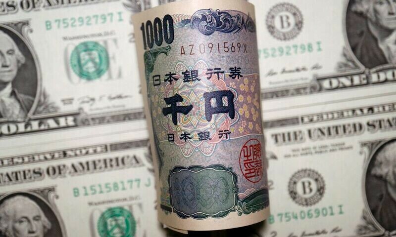 Dollar edges higher, yen slips towards level that prompted intervention