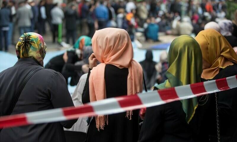 European court rules in favour of ban on headscarf at work