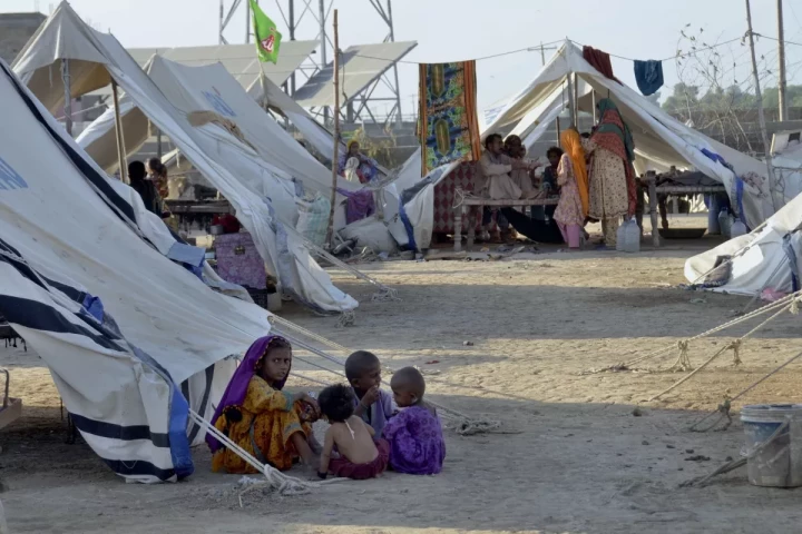 World Bank to provide $850m in aid to 34 flood-affected districts of Pakistan