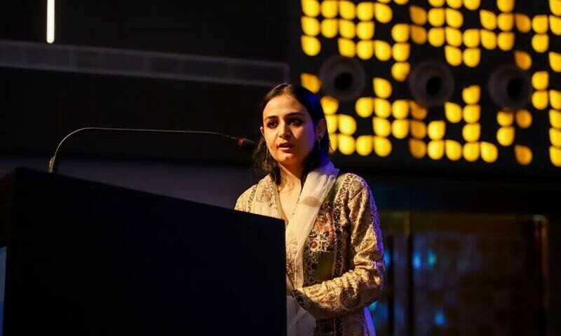 India stops Pulitzer-winning photographer from flying to US