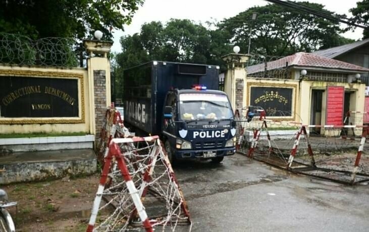 Bomb blasts outside Myanmar prison kill eight, wound 18