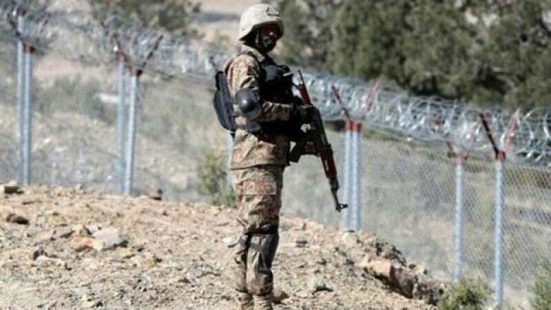 Soldier martyred thwarting terrorists&rsquo; attack from Afghanistan