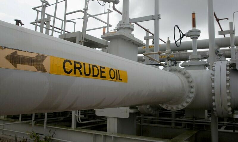 Oil prices slide as China demand data disappoints