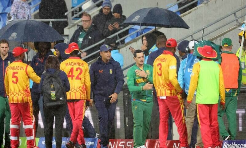 De Kock blitz in vain as rain rescues Zimbabwe versus S Africa