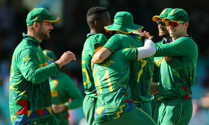 Rossouw blasts century as South Africa crush Bangladesh by 104 runs