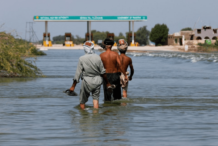 Pakistan needs over $16b for post flood reconstruction: report