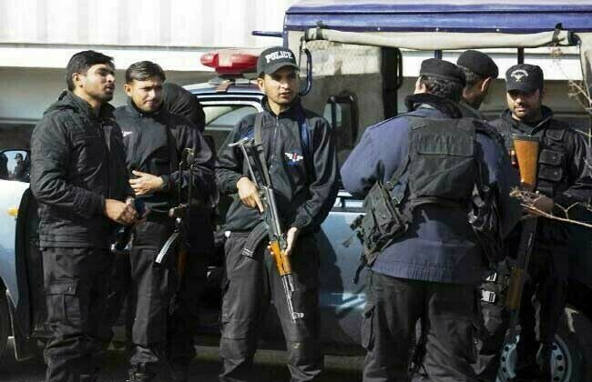 KP police chief bars cops from taking part in PTI protest march