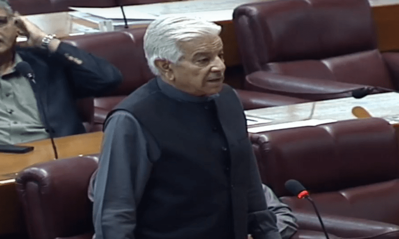 Attempt on Imran&rsquo;s life should not be politicised: Asif