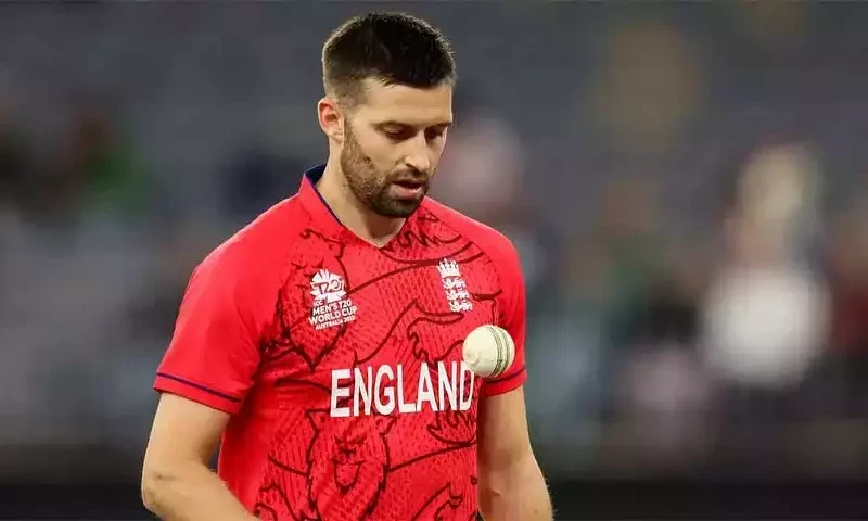 England&rsquo;s Wood says attack on ex-PM Imran worrisome ahead of tour