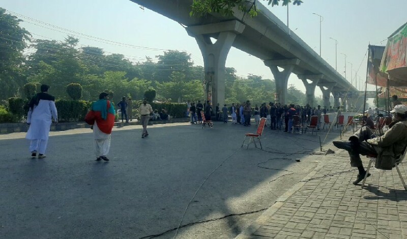 Murree Road opened after three days, as PTI protest continues