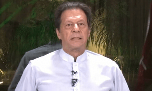 Imran Khan again raises the appointment of next army chief