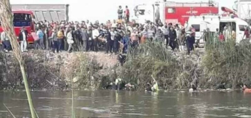 Nineteen dead in Egypt after bus falls into canal: health ministry